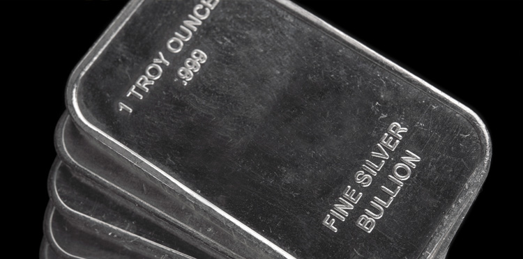 Zilveren baren en munten